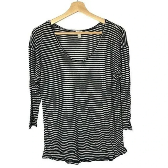 J. Crew Black & White Stripe Scoop Neck Long Sleeve T-Shirt M - Picture 1 of 3